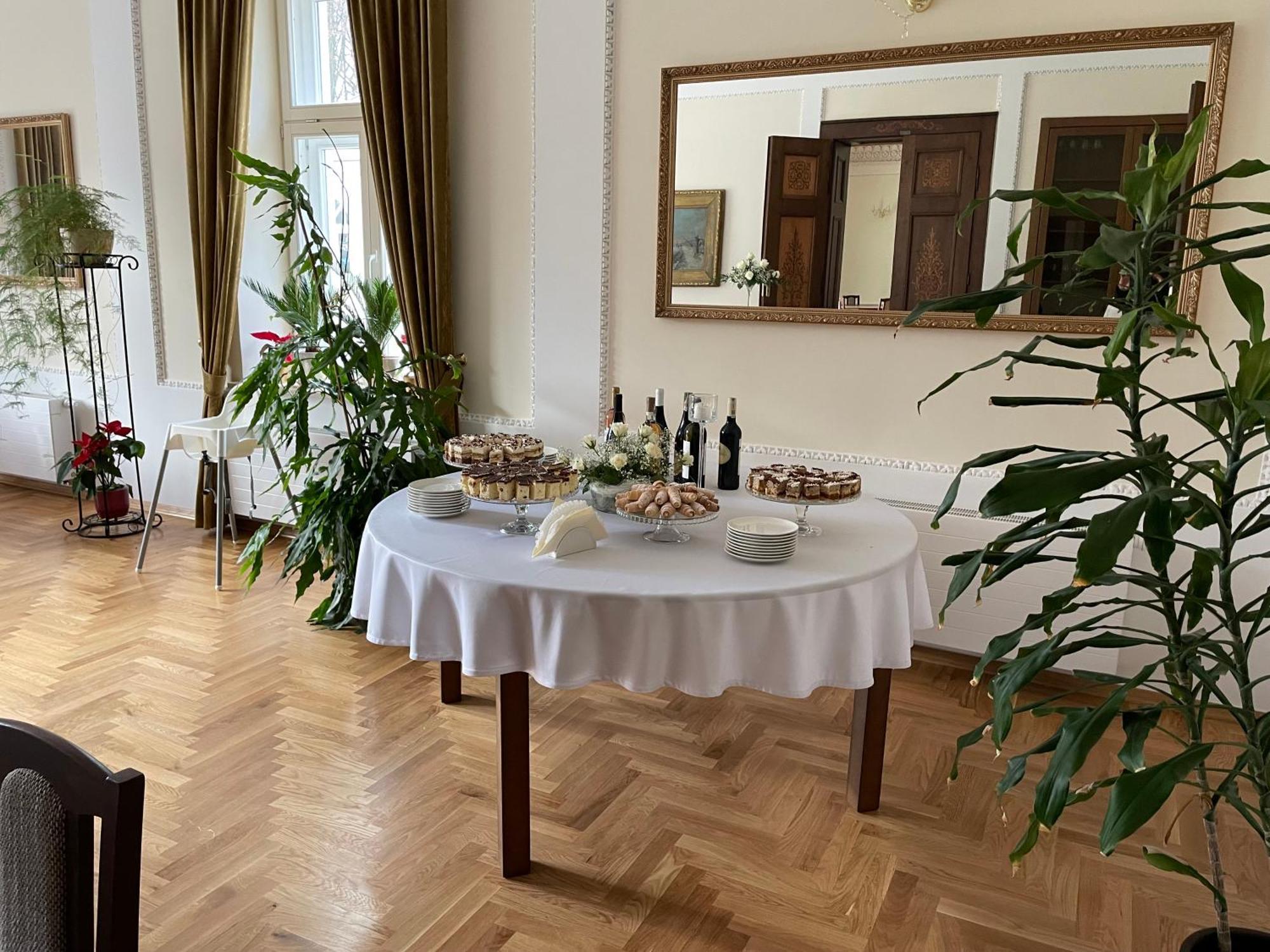 Palac Zbylitowskich Zbylitowska Gora Esterno foto