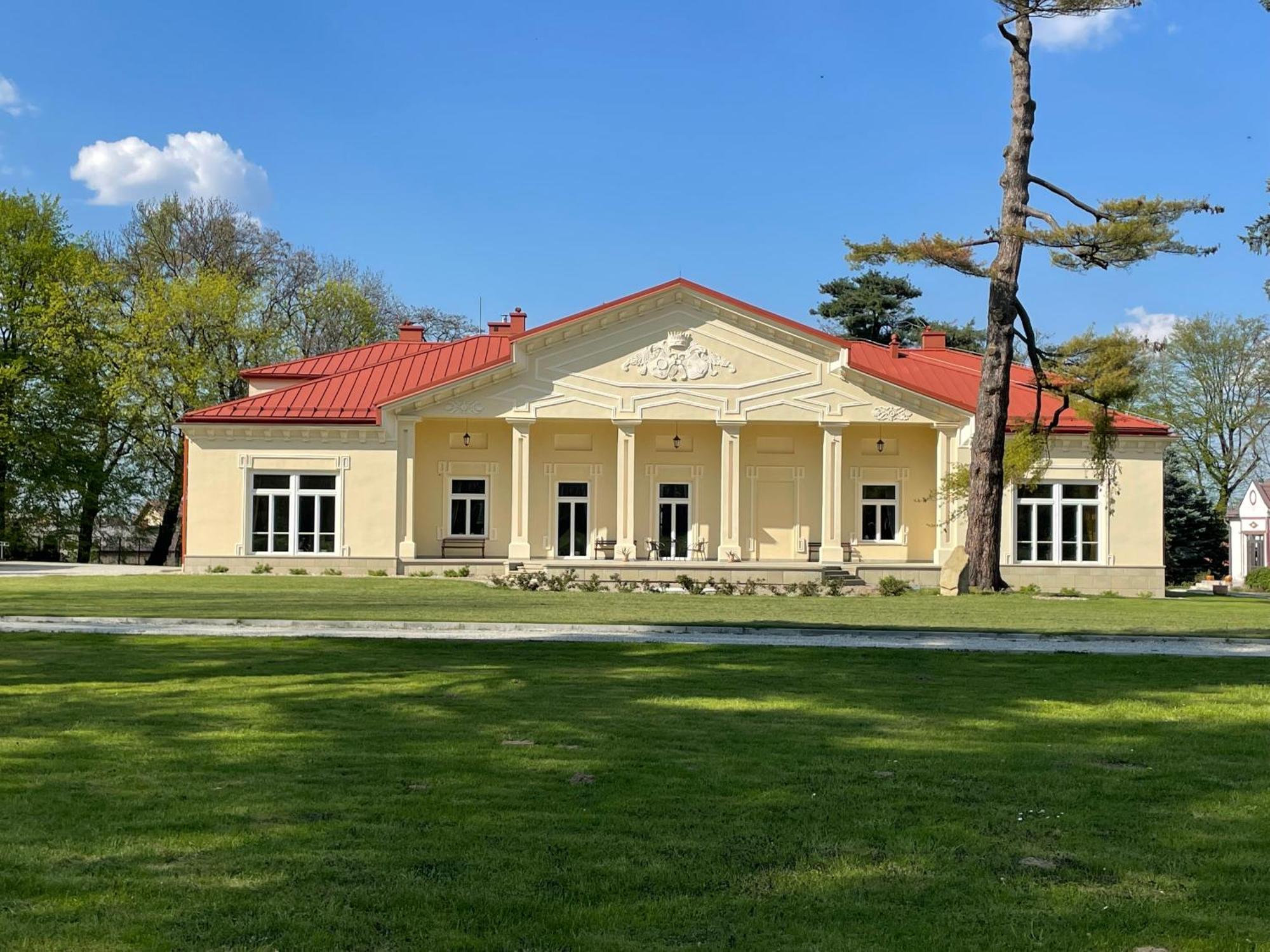 Palac Zbylitowskich Zbylitowska Gora Esterno foto